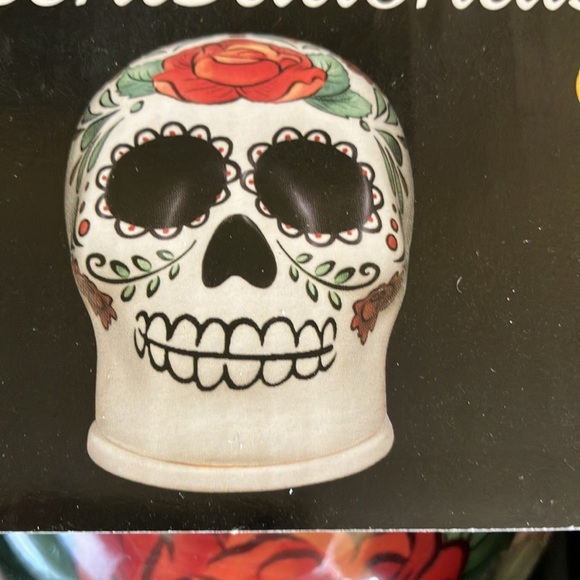 ScentSational Day of the Dead Wax Warmer – Illuminate Your Home Rosa - Picture 3 of 6